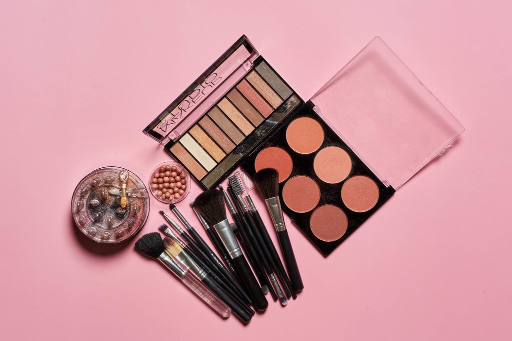 Choosing the right ⁤products: The essentials for effective ⁤makeup removal